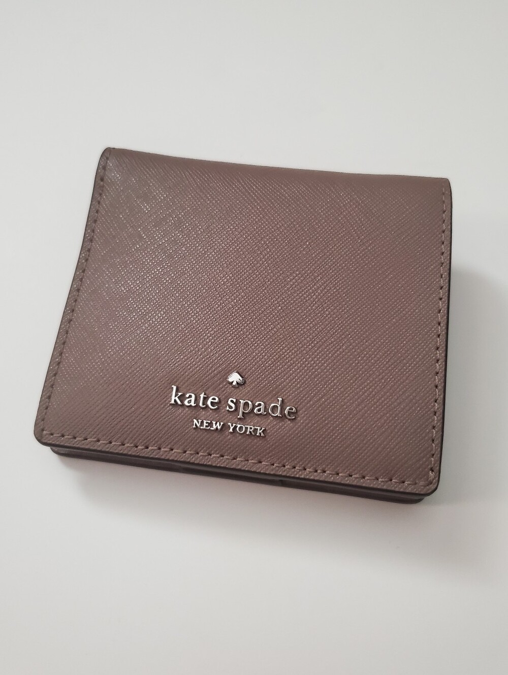 Kate Spade Mauve/taupe Bifold Compact Wallet Minimalist Preppy